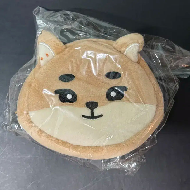데니멀즈 케 페이스파우치