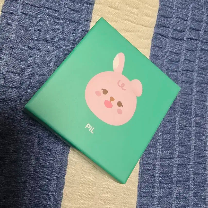 데이식스 데니멀즈 케이블홀더 필끼