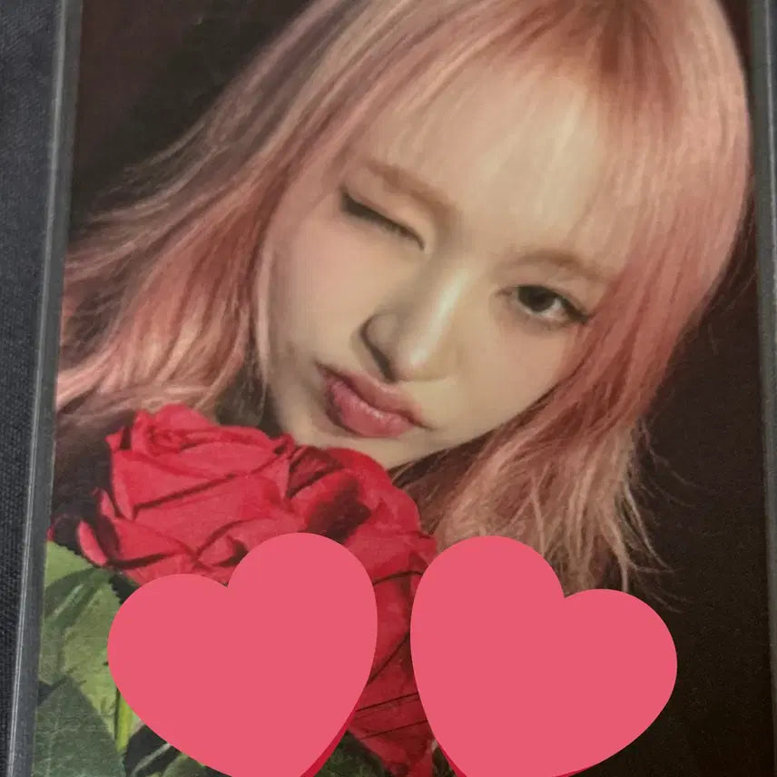 아이브 리즈 싸인포토카드 양도합니다.