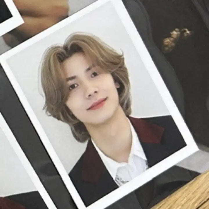 엑디즈 주연 증사 포카