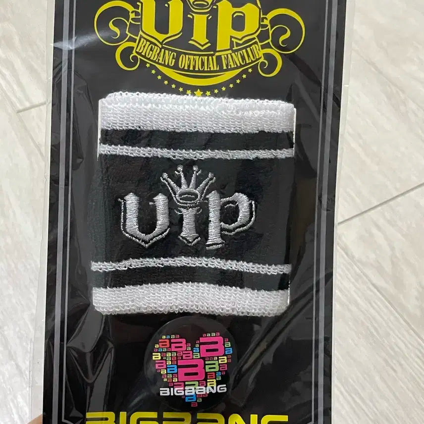 일본 VIP 공식 굿즈 리스트밴드 아대 핀버튼 뱃지