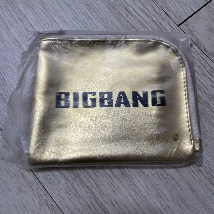 일본 VIP 공식 굿즈 멀티 파우치 지갑
