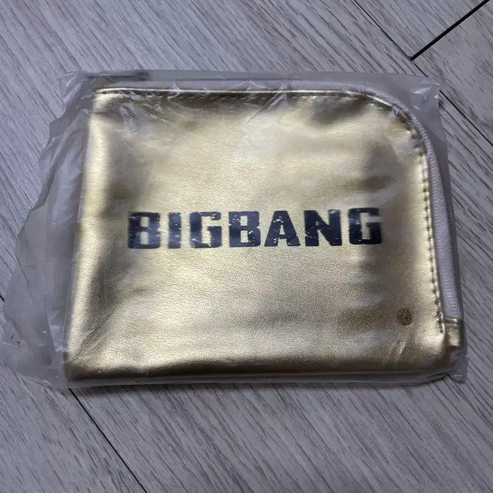 일본 VIP 공식 굿즈 멀티 파우치 지갑