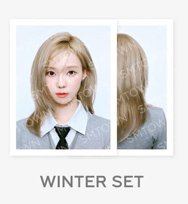 ** [Pre-Order] AESPA - 2025 SEASON'S GREETINGS [MINI COLLECT BOOK]