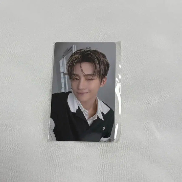 투어스 일본 아마존 지훈 특전 포카 마따뛰 try with us