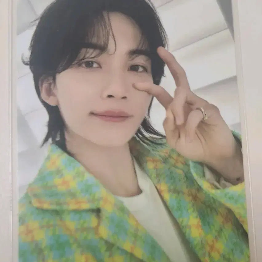 세븐틴 윤정한 팔로우 바람막이 winderbreaker 포카 양도