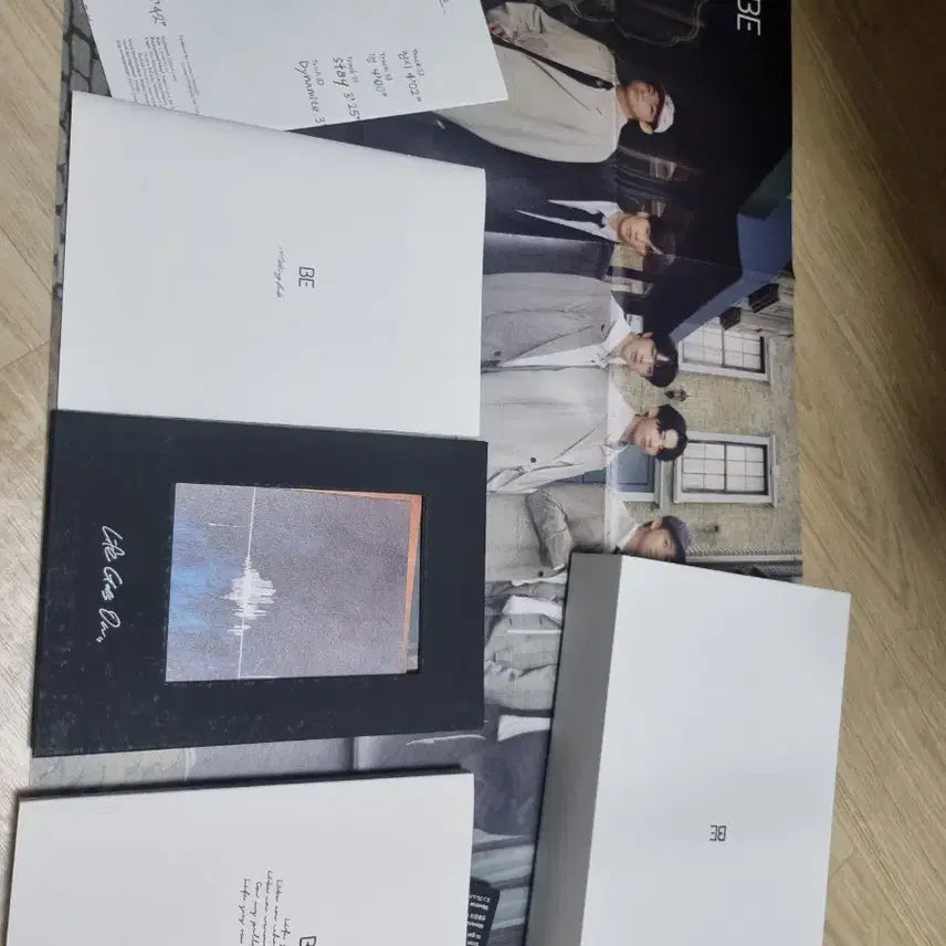 방탄 BE앨범