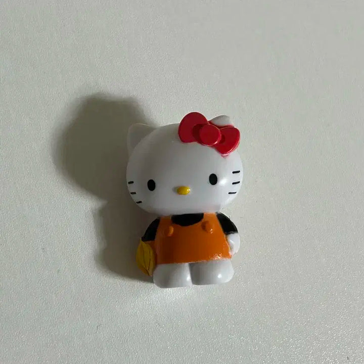 고전키티 피규어