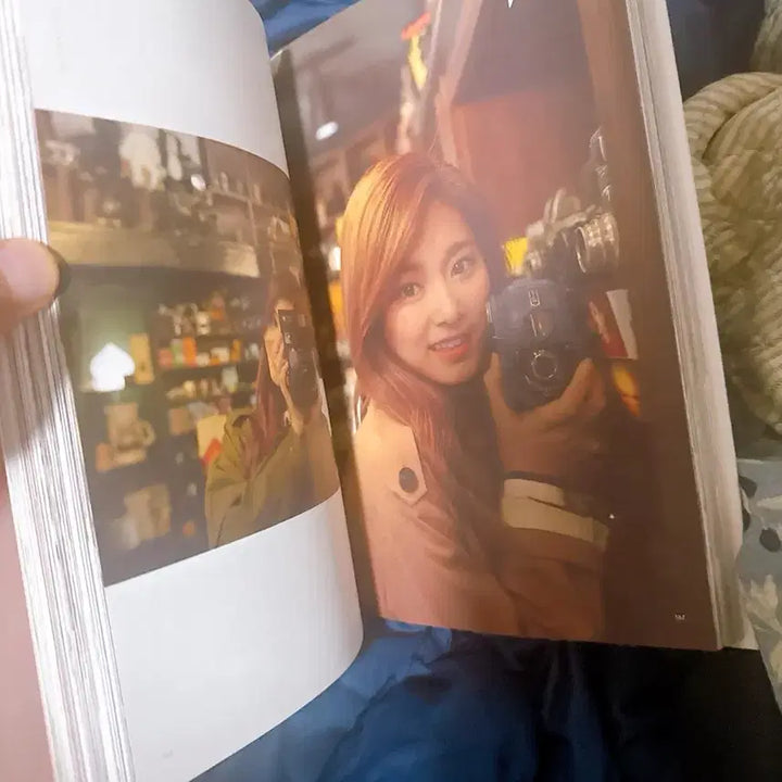 트와이스 dvd 백페이지 넘는 분량 씨디 액자사진 포함 거의 새것