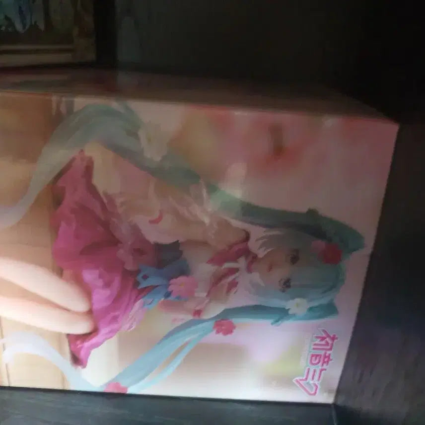 하츠네미쿠 피규어 팝니다