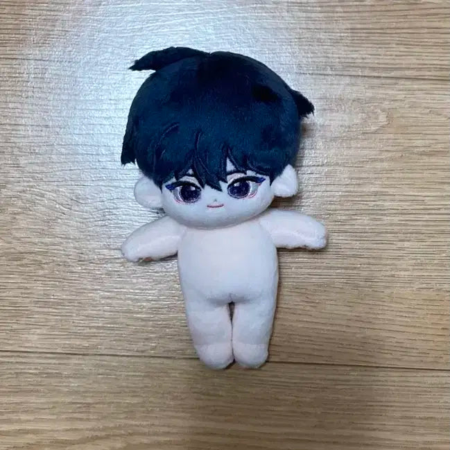 플레이브 인형