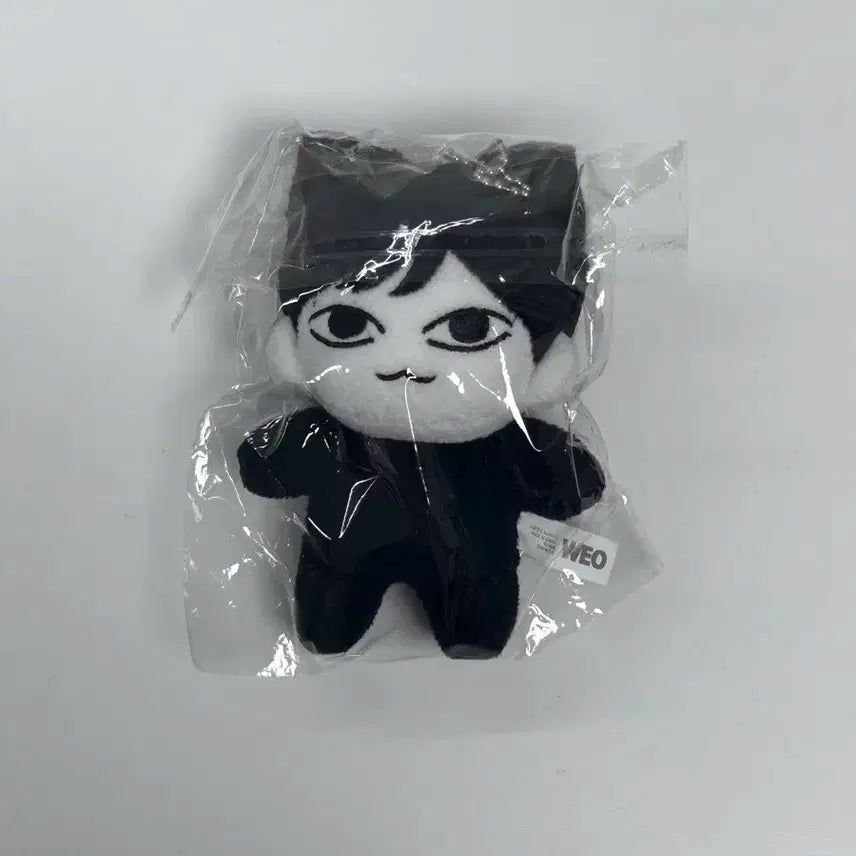 더보이즈 주연 인형 마물쭈