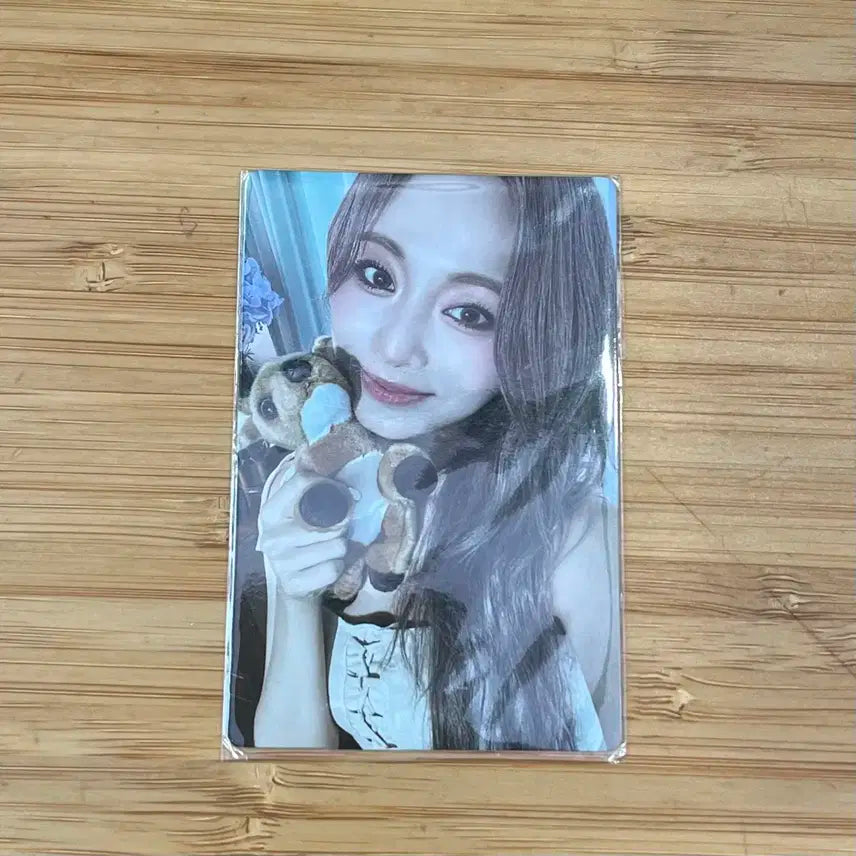 트와이스 TWICE 쯔위 Run away 공방 포카