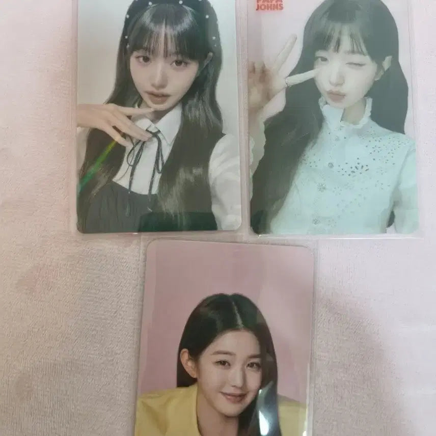 장원영 포카 싸게 팔아요.