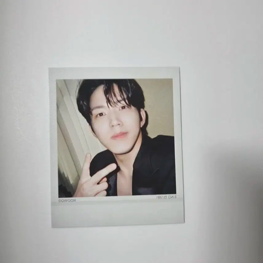 데이식스 디아이콘 A타입 구성품 폴라로이드 정장 도운