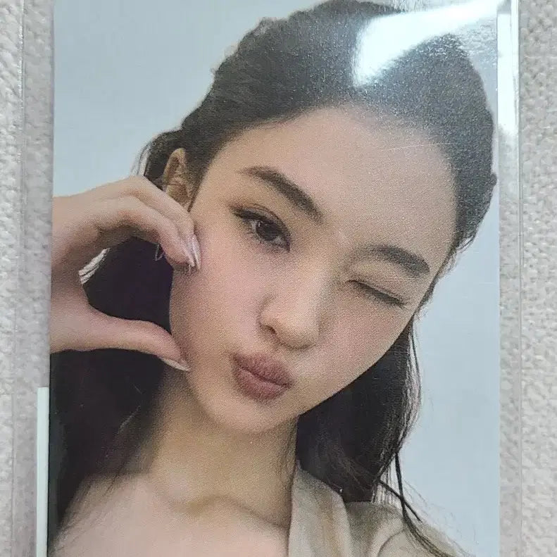 (미개봉) 미야오 로레알파리 포토카드 엘라