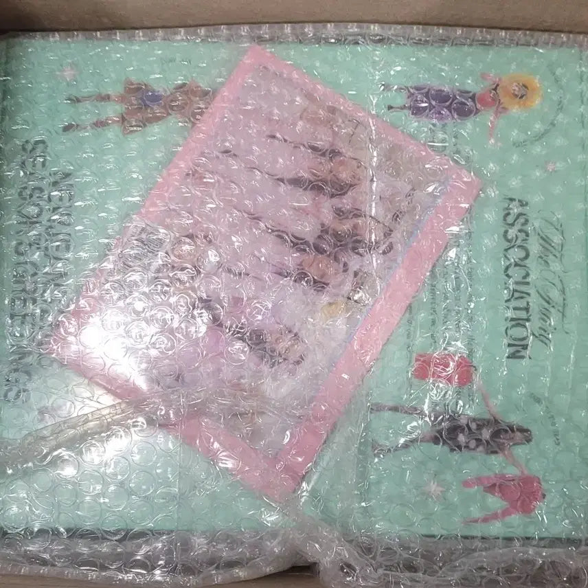 뉴진스 앨범