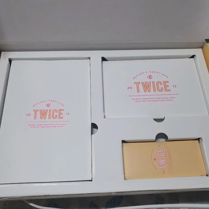 (일괄) 트와이스 달력 그리팅 ( 2017, 2018 )