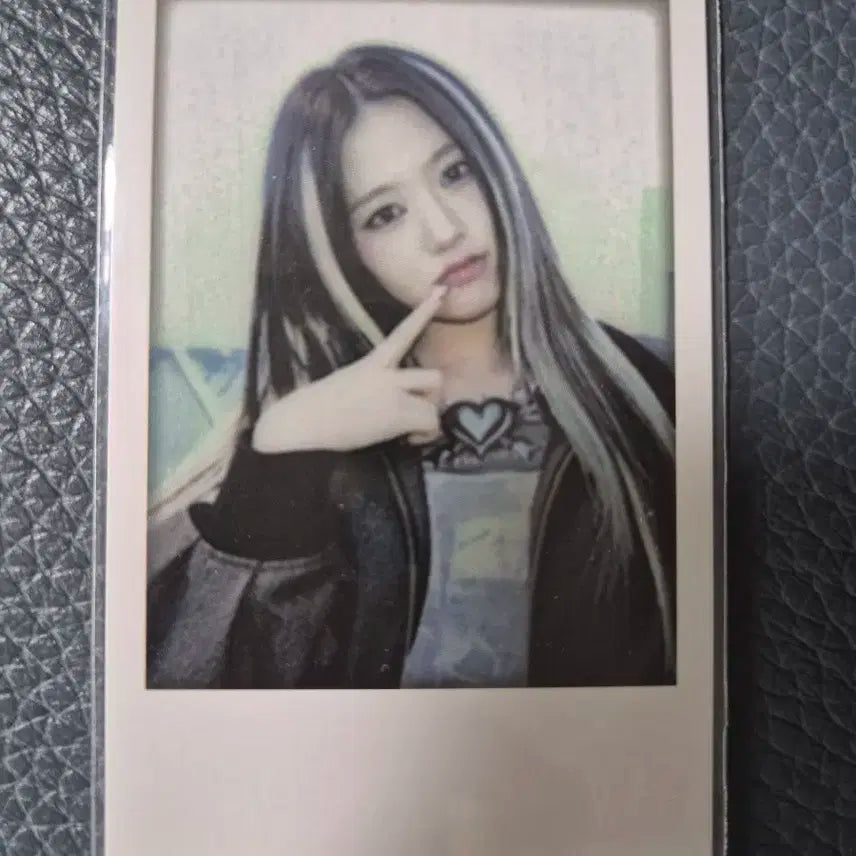 아이브 엠파시 사웨 럭드 폴라 유진가을레이원영리즈이서