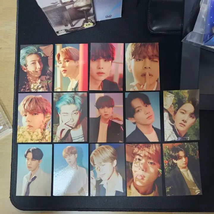 BTS 포토카드 하이브 전시회