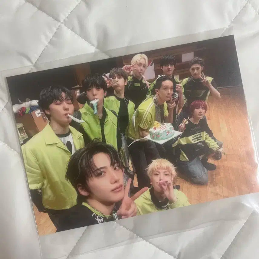 Xikers - HALLYUSUPERSTORE