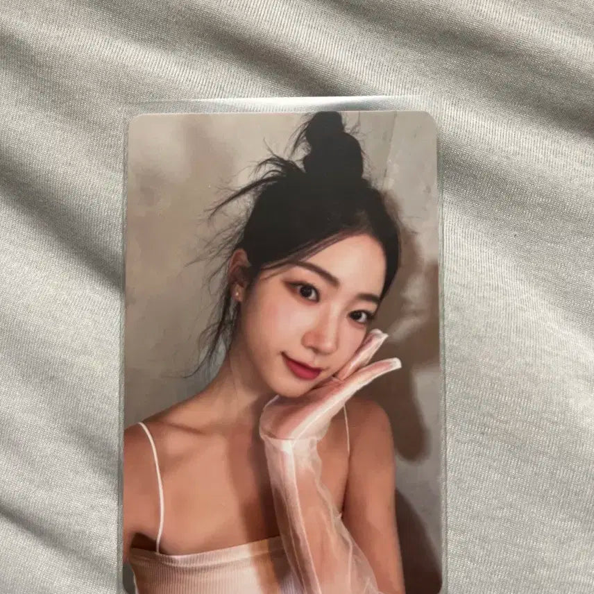 르세라핌 언포기븐 카즈하 포카