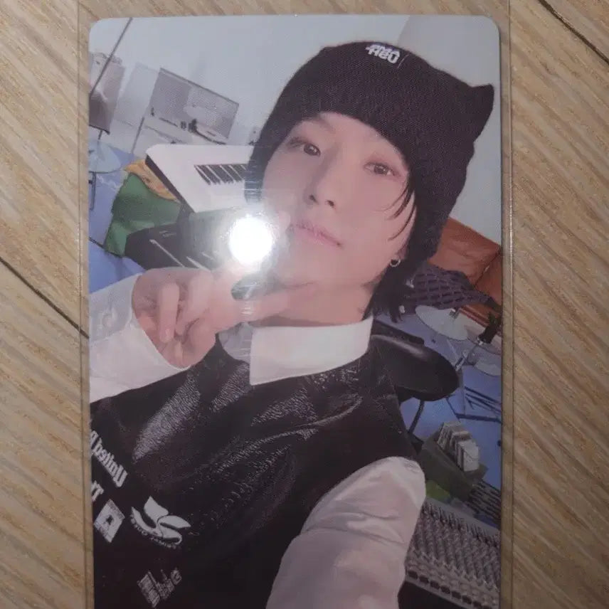 17 right here 미국 위버스 exclusive 호시 포카 팔아요