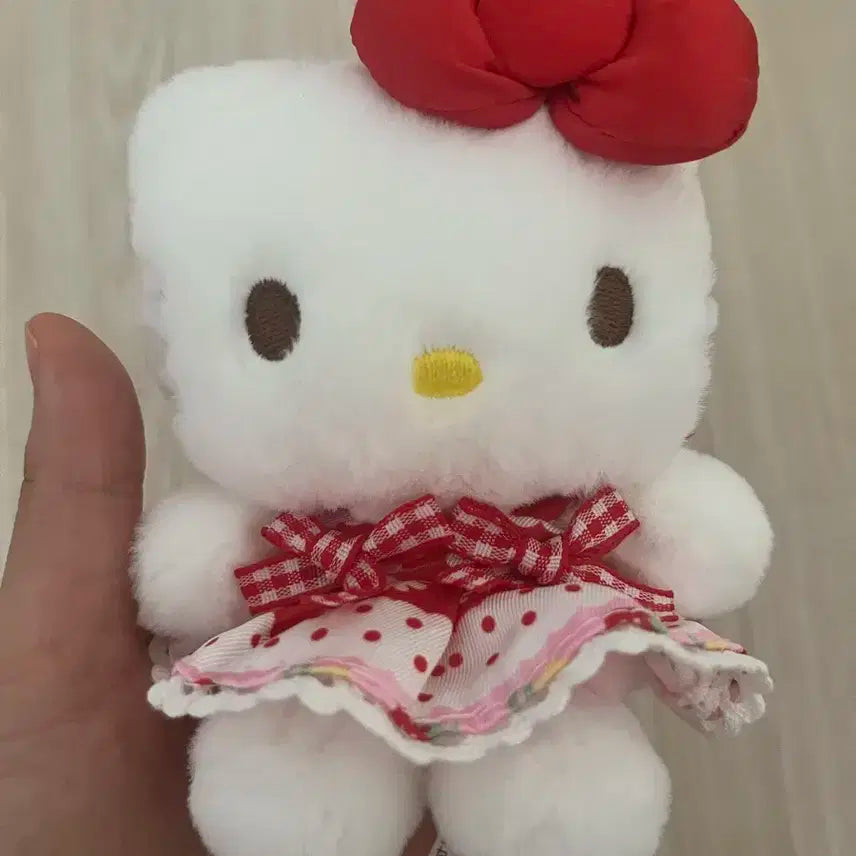 키티 인형 팝니다