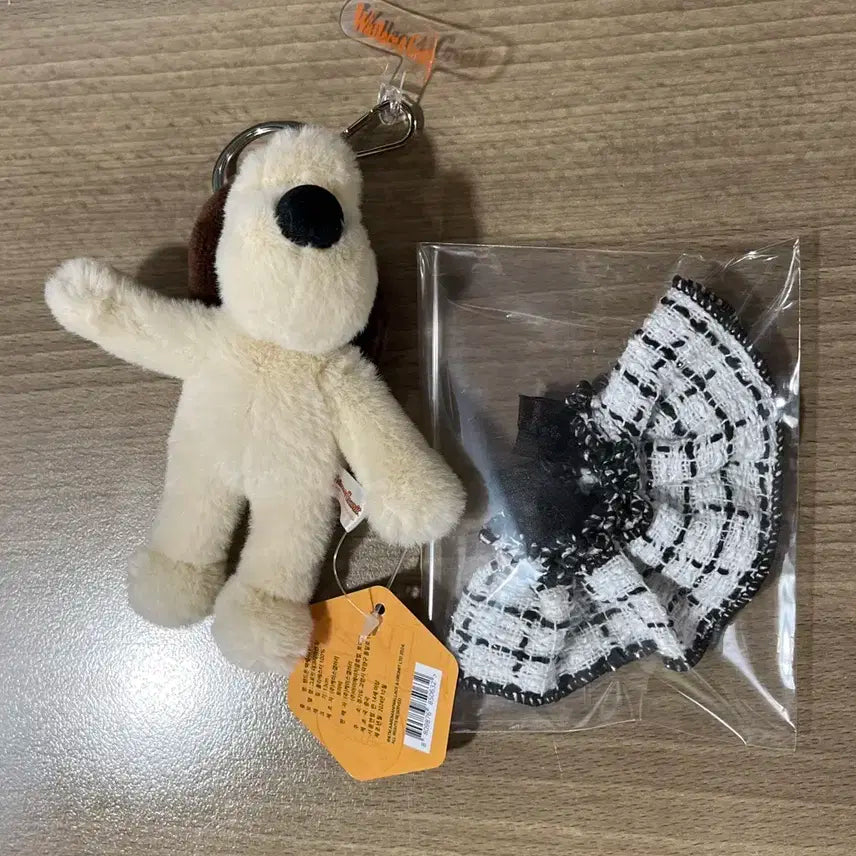 그로밋 인형 키링 체크원피스 인형옷