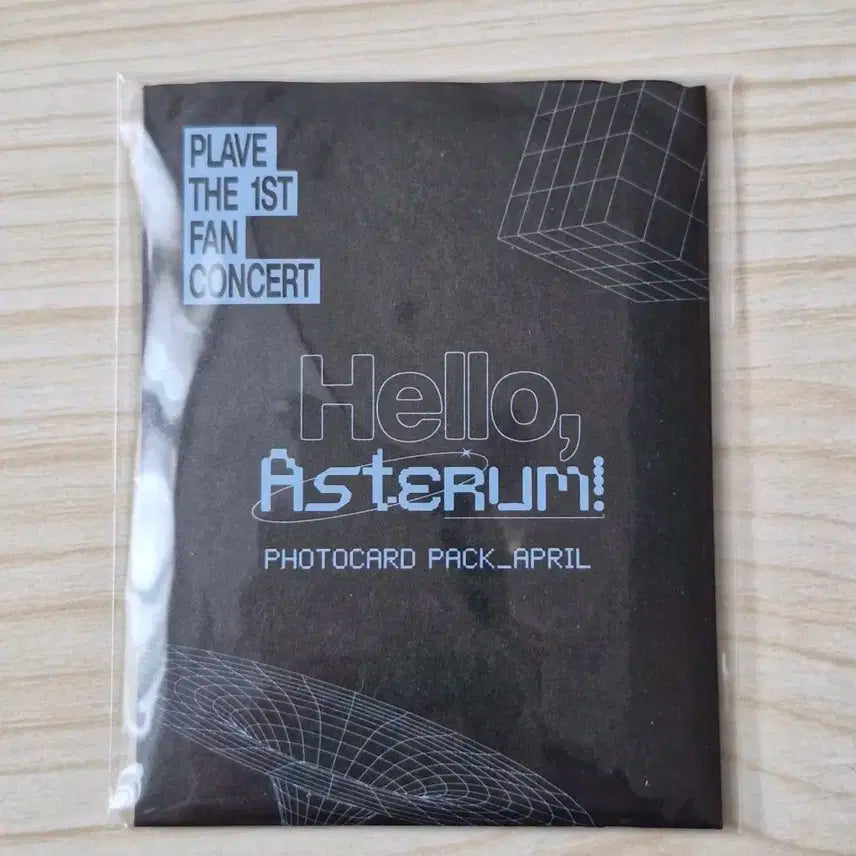 플레이브 april 포카팩