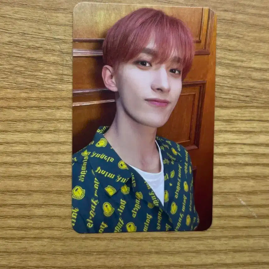 부석순 파이팅해야지 때 도겸 포카 1000원에 팔아용 덤도 드려용