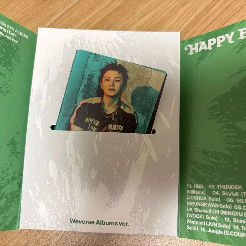 우지 위버스반 양도 썬더 해피버스트데이 HBD