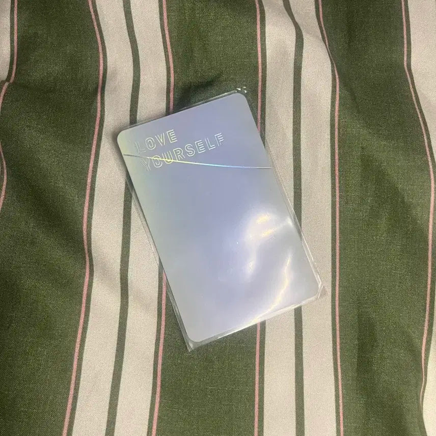 정호석 럽셀 포카 팔아요