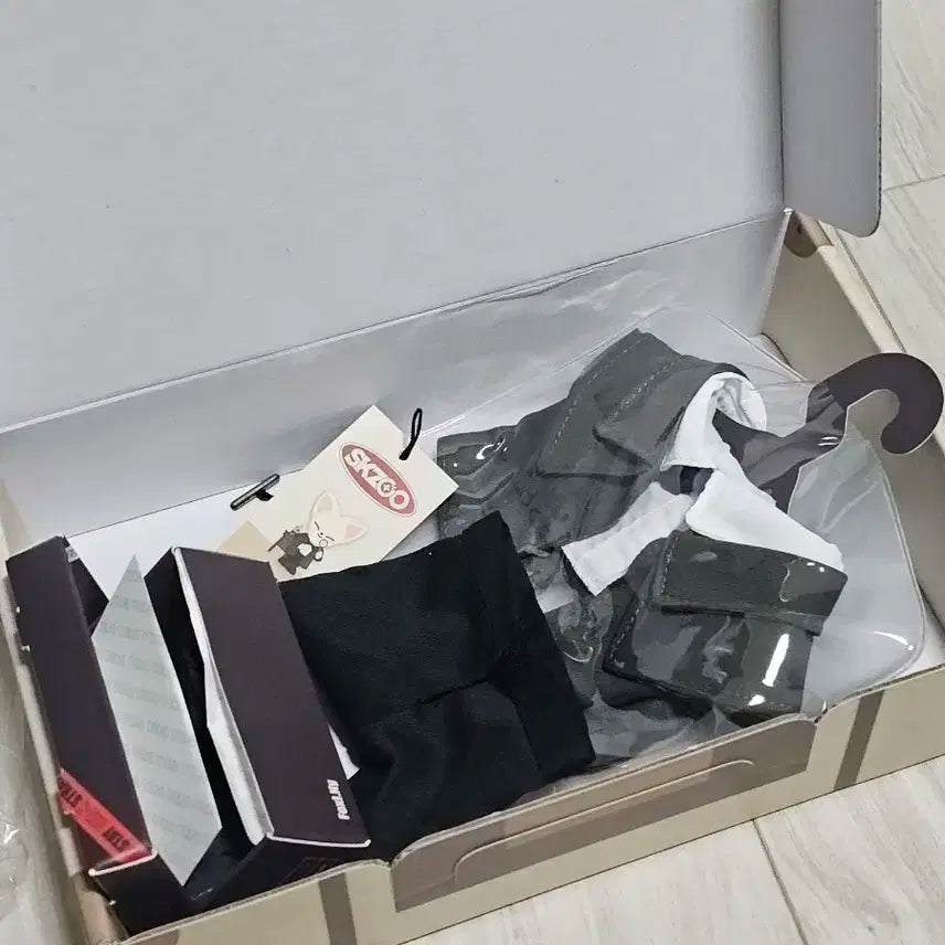 스키주 탐정옷 폭시니
