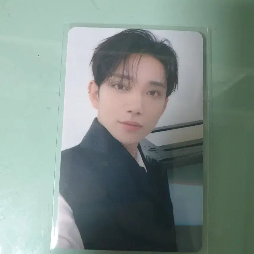 세븐틴 조슈아 베스트 앨범 예사 특전 포카 판매합니다