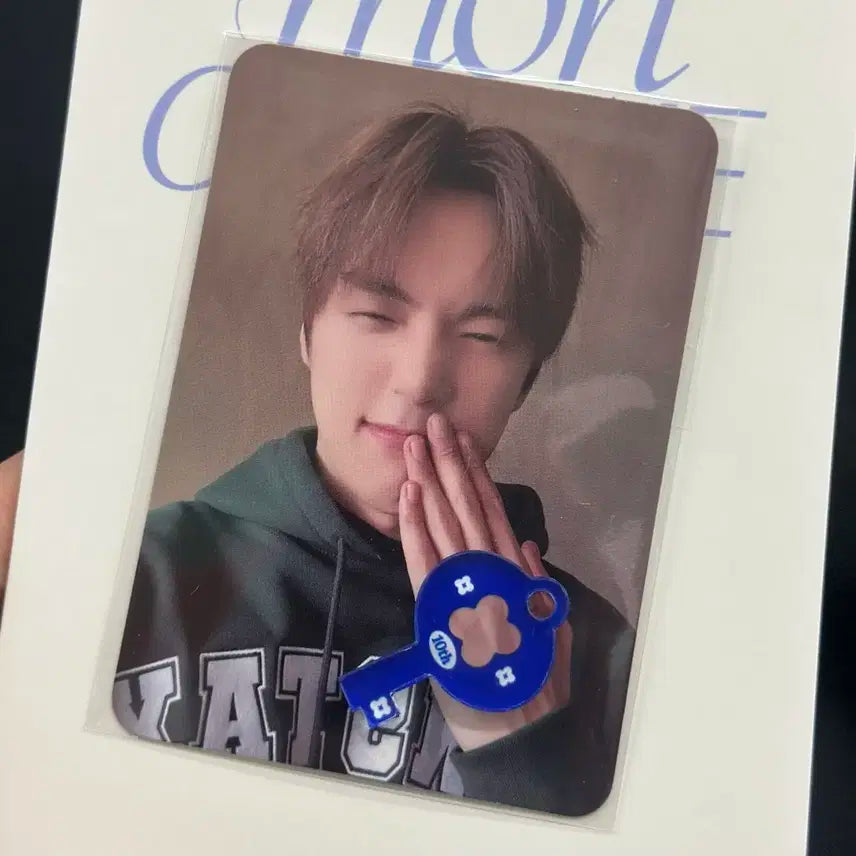 몬스타엑스 10주년 팝업 스탬프 포카+키링 민혁 양도