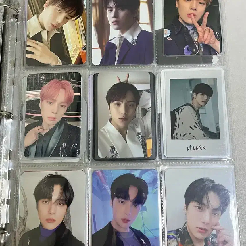몬스타엑스 민혁 포카 팝니다