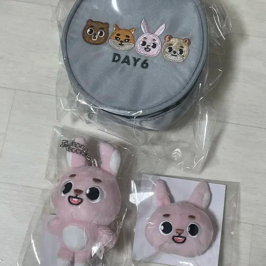 데니멀즈 필끼 뱃지