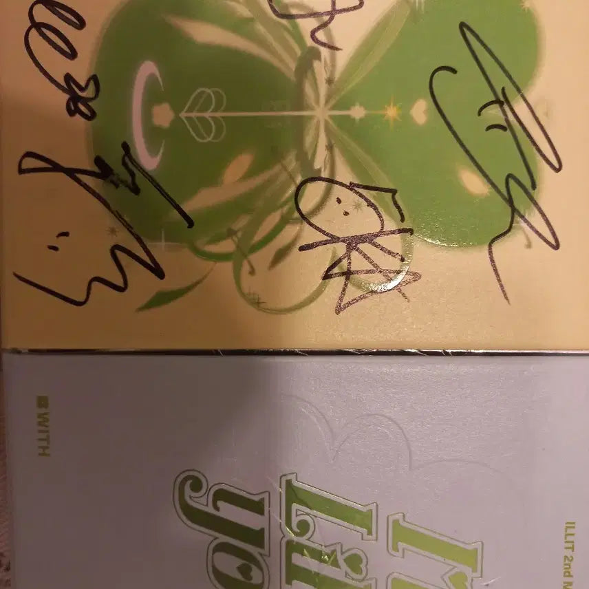 아일릿 친필싸인앨범판매