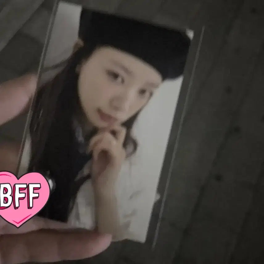 아일릿 빌려온고양이 공방 모카 포카