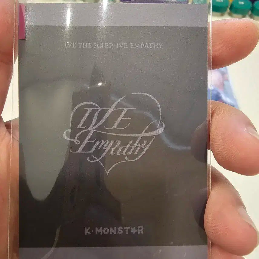 아이브 리즈 케이몬스터 폴라로이드 양도합니다