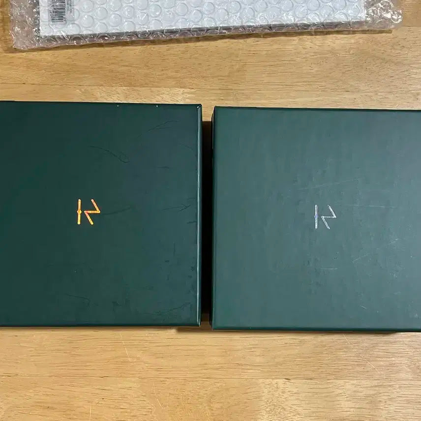 엑소 12월의기적 싸인앨범 + 스노우볼