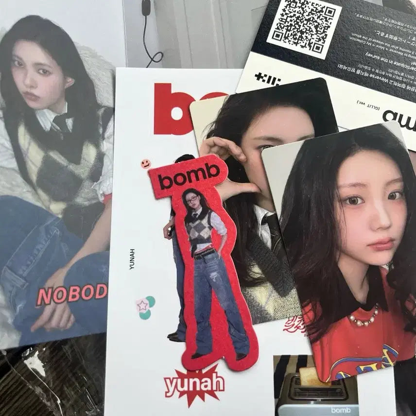 아일릿 원희, 윤아 포카 일괄