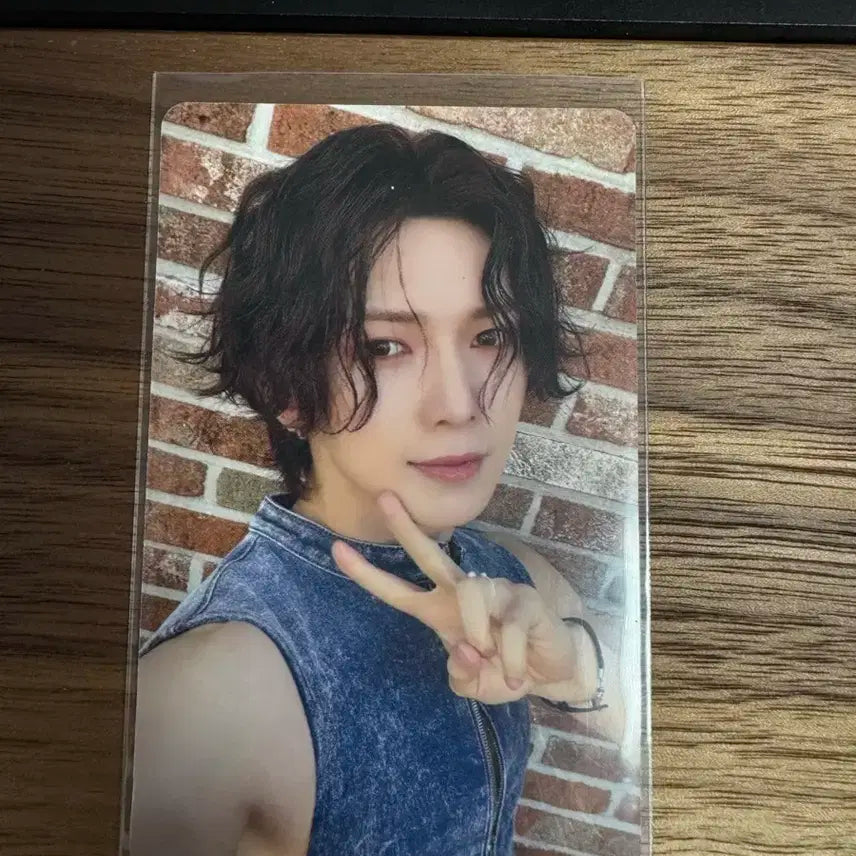 에이티즈 여상 라인스퀘어 럭드 포카