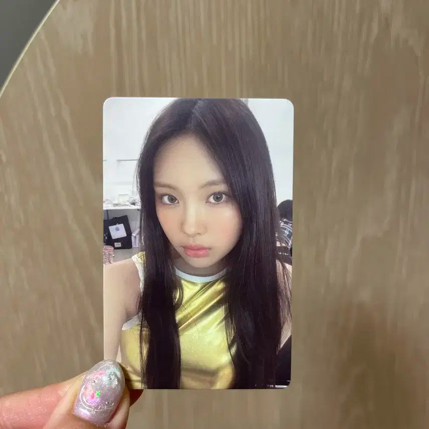 뉴진스 혜인 포카 / 겟업 앨범 포카