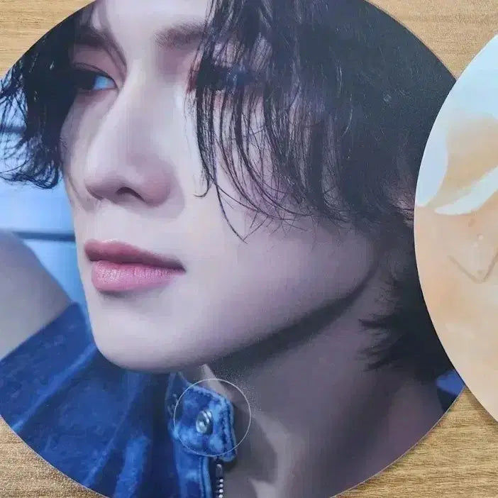 에이티즈 에버라인 부채 여상
