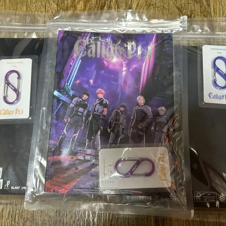 플레이브 미개봉 앨범 일괄 판매합니다.