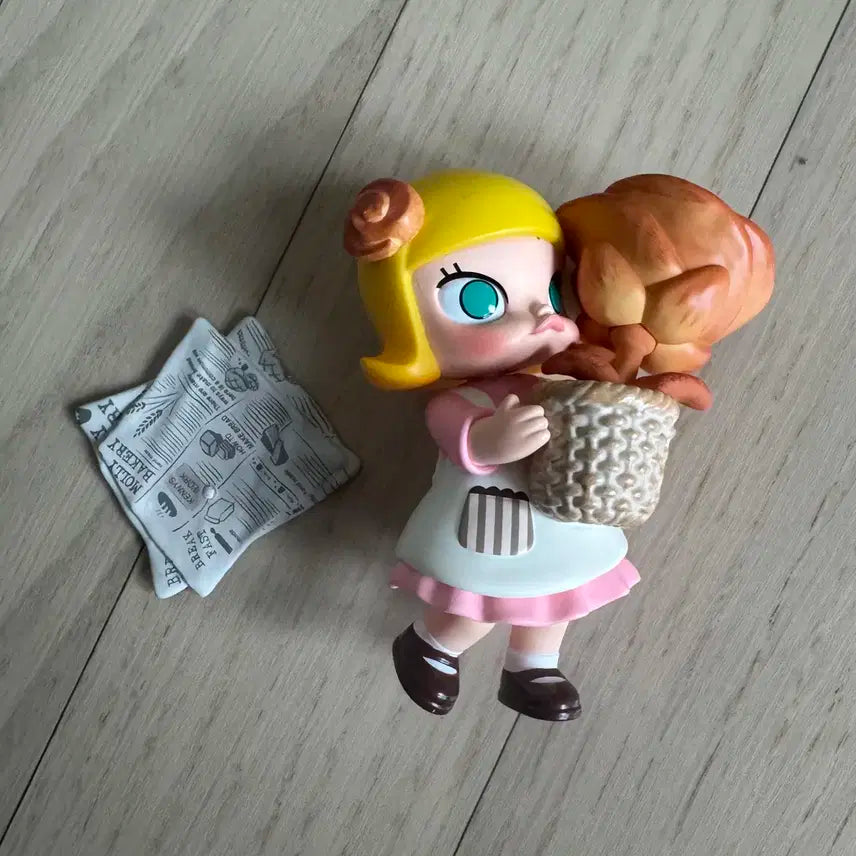 팝마트 몰리 피규어 molly 빵순이