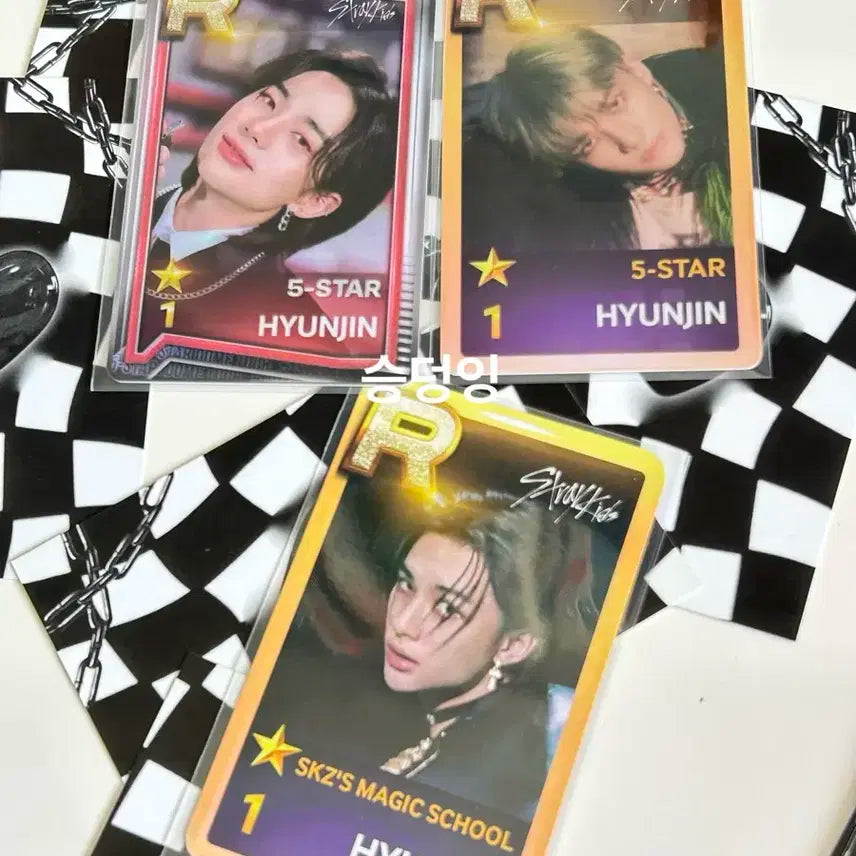 매물x 스트레이키즈 스키즈 현진 슈스제 파이브스타 매직스쿨 포카 양도