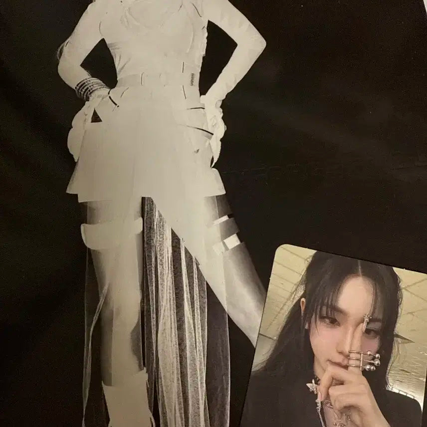 카리나 개봉앨범 포카 포함 (덤있음)